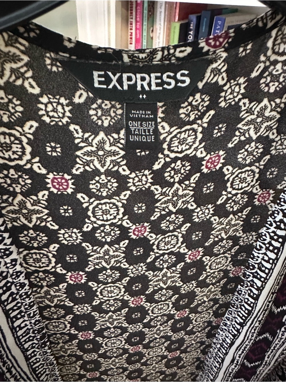 Express Cover Up - Picture 2 of 2
